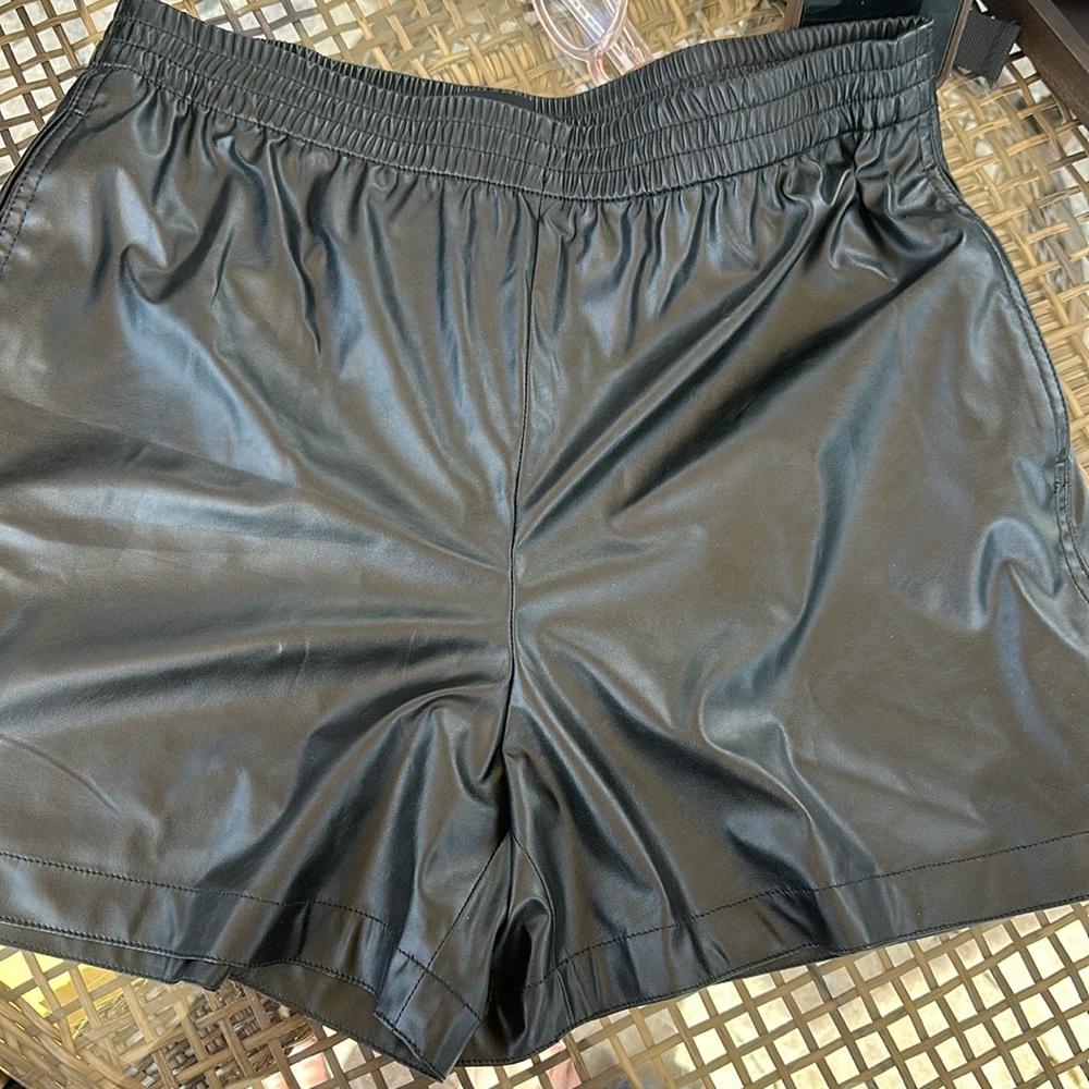 NWT Theory Black Mercer Faux Shorts